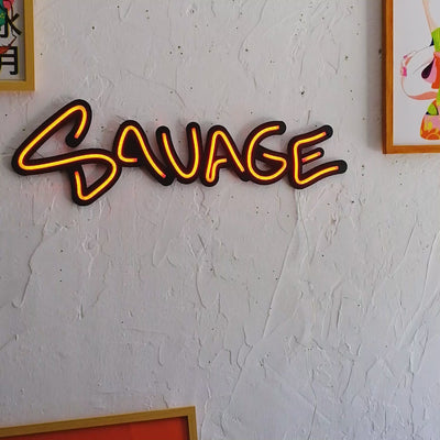 Arte de pared de neón Savage M2